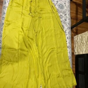 Beautiful Chartreuse Green maxi pant size M